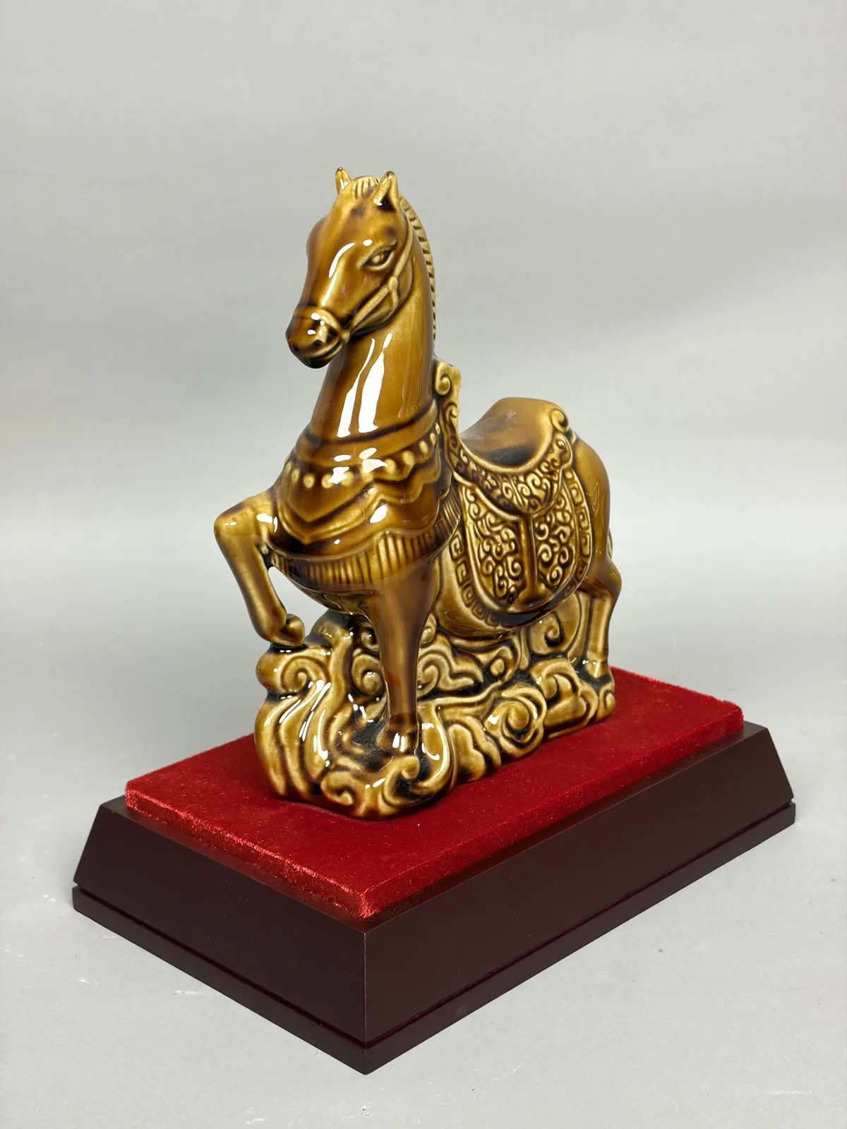 Hoàng Thổ thumbnail 3